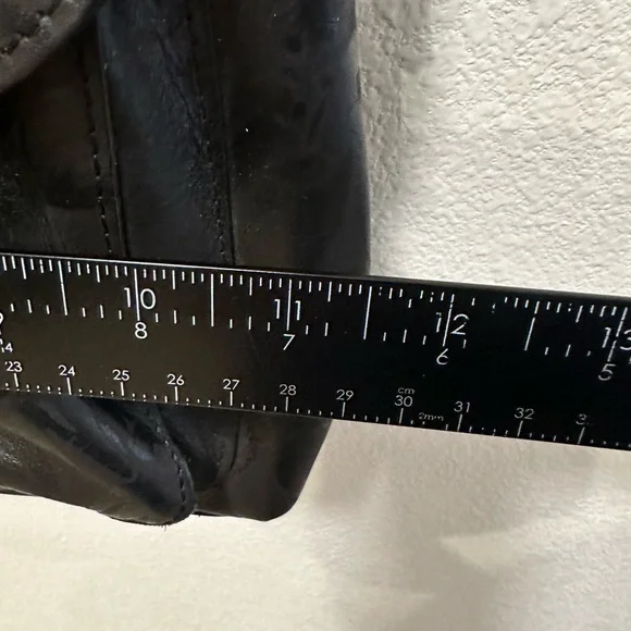 Patricia Nash~Avellino Tooled Black Leather Crossbody Shoulder Handbag P062233 - Picture 11 of 11